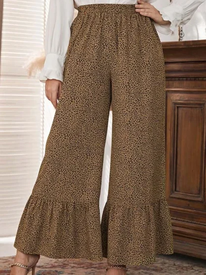 Wide Leg Leopard Print Capri Pants