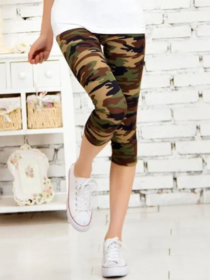 Camouflage Legging Capri Pants