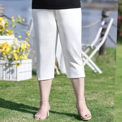 Plus Size Cropped Capri Pants