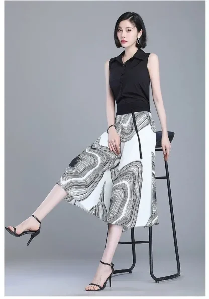 Flowy Wide Leg Capri Pants - Image 6
