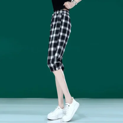 Plaid Cropped Capri Pants - Image 2