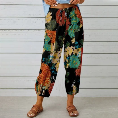 Floral Elastic Waist Capri Pants