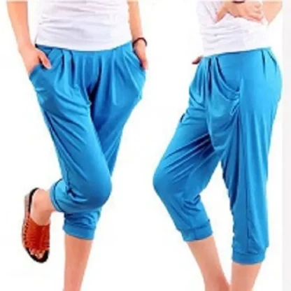 Solid Cropped Capri Pants - Image 3